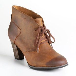 Clarks Heath Wren Distressed Leather Ankle Bootie